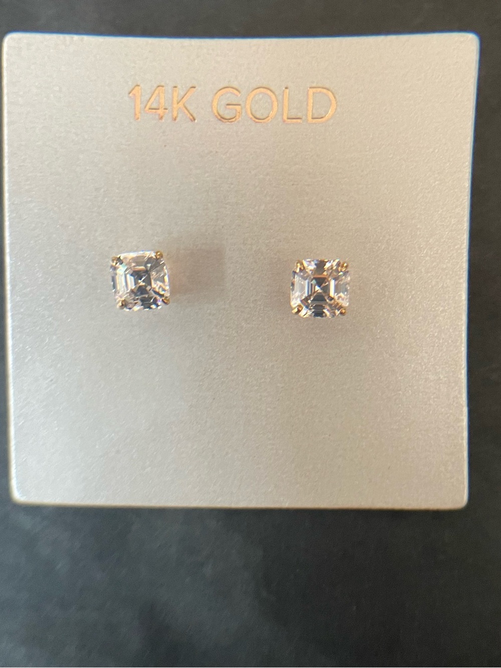 14K Yellow Gold Square CZ Stud Earrings New Without Tags